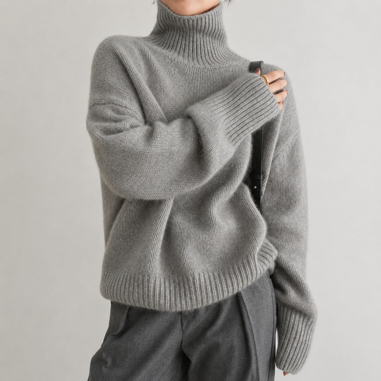 Lea - Suéter de cuello alto suelto para mujeres