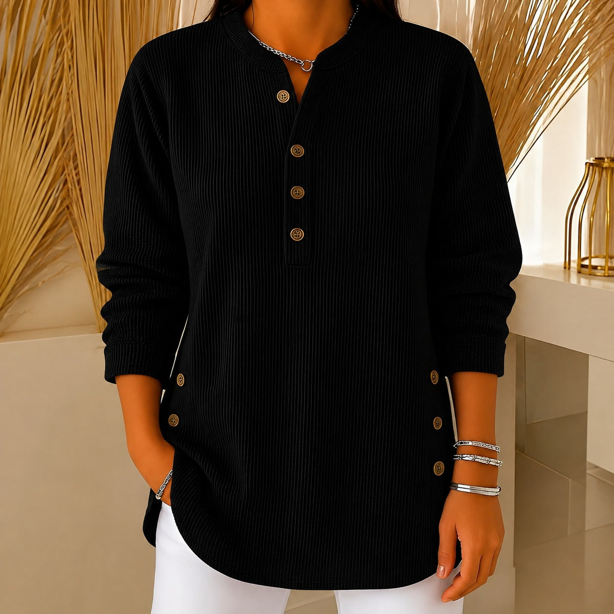 Jocelyn - Un suéter casual para damas con botones