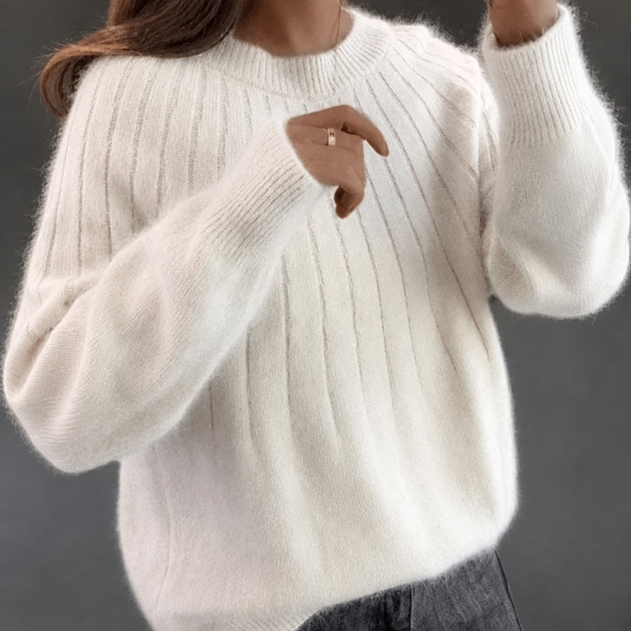 Taimi - Un Suéter Naturalmente Elegante para Mujer