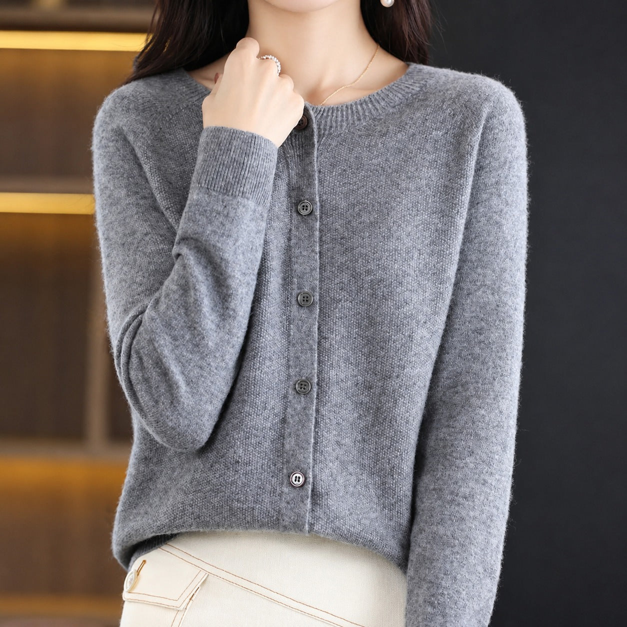 Ina - Suéter Elegante de Cuello Redondo para Mujer