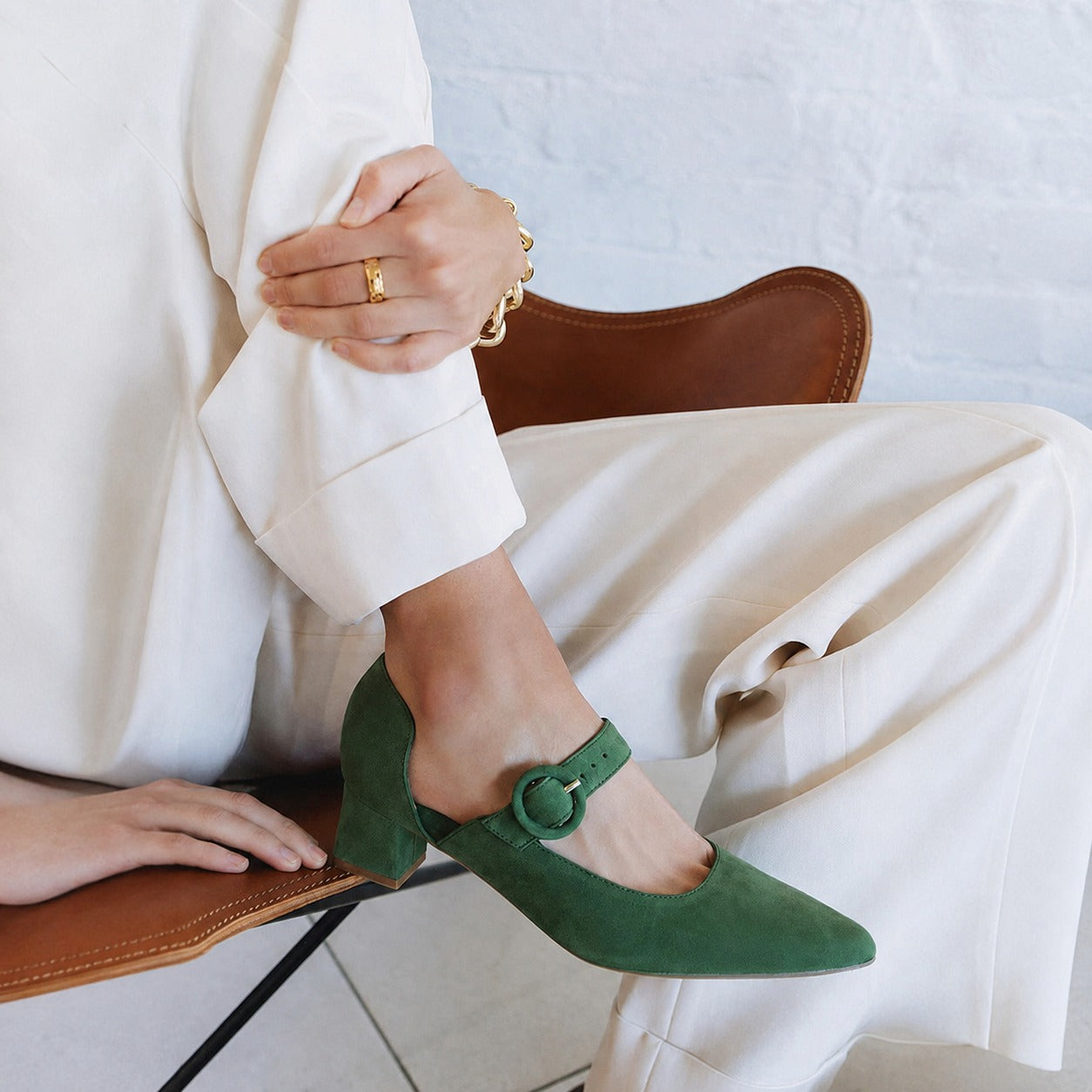 Mandy - Elegancia y comodidad en un zapato de tacón