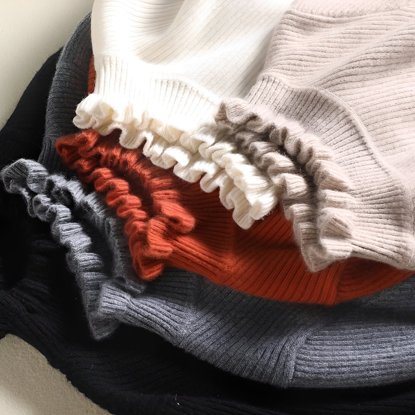 Alva - Suéter Elegante de Cuello Alto para Mujer
