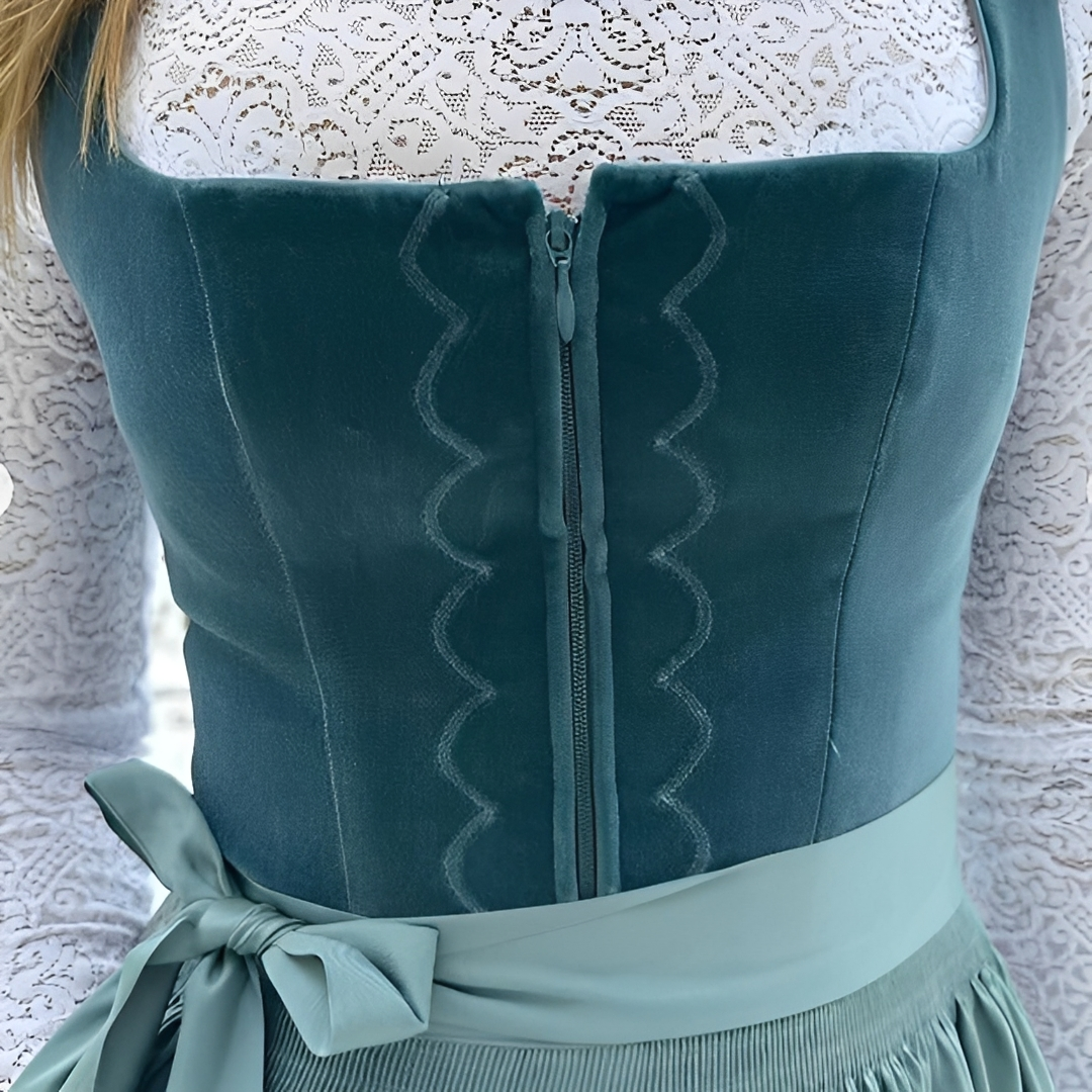 Muriel - Dirndl elegante para Oktoberfest para damas (sin forro)