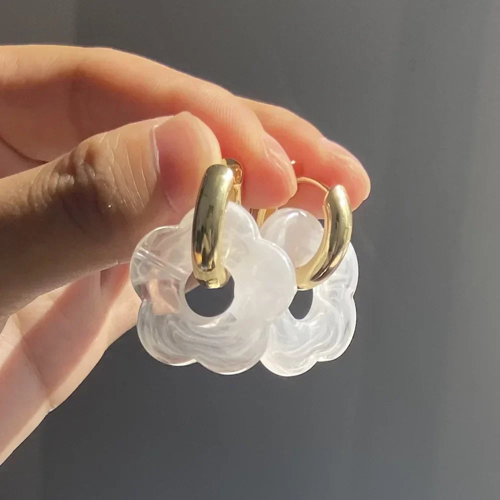 Florella – Aros de flor de resina elegante