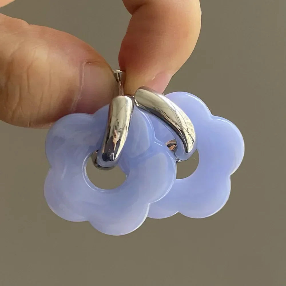 Florella – Aros de flor de resina elegante