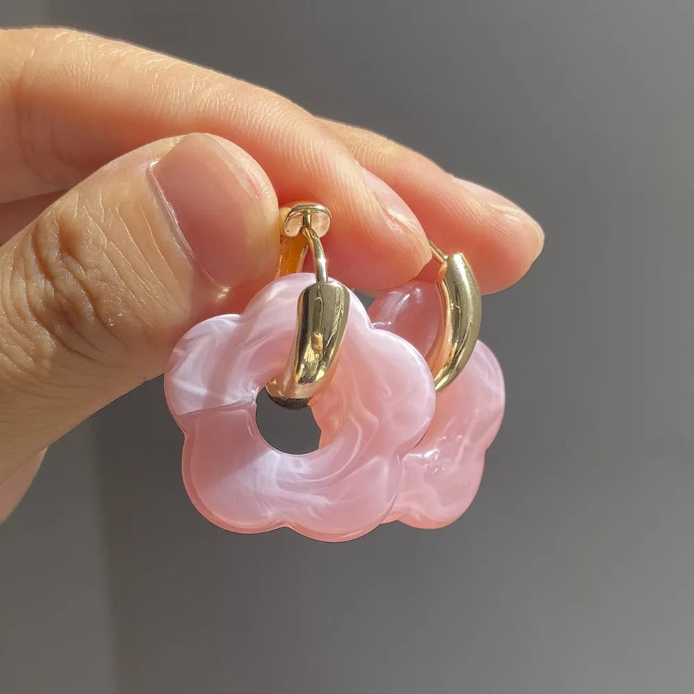 Florella – Aros de flor de resina elegante