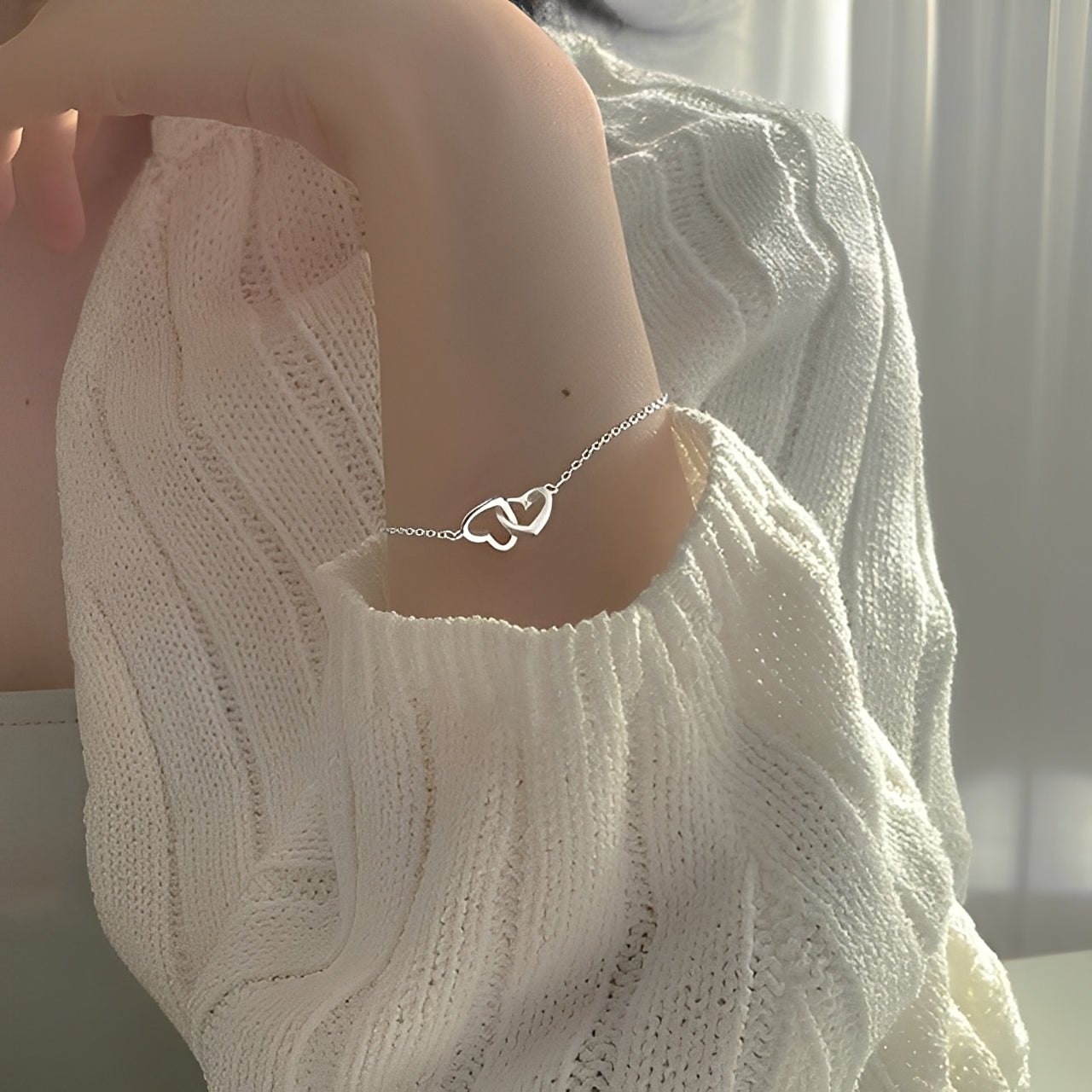 Amara – Pulsera amuleto con doble corazón