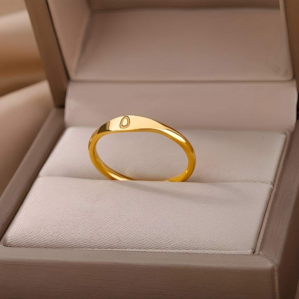 Anillo de nombre minimalista | Anillo minimalista con inicial grabada