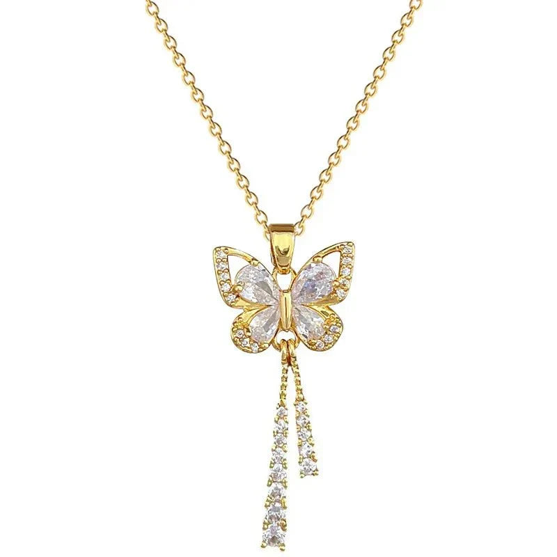 Avie – Collar Brillante de Mariposa de Diamantes
