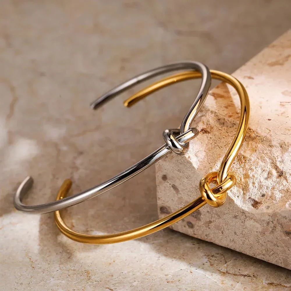 Clea – Pulsera clásica con nudo