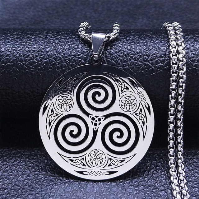 Eryndor – Collar Celta con Colgante de Triskel