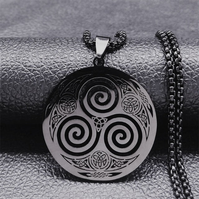 Eryndor – Collar Celta con Colgante de Triskel