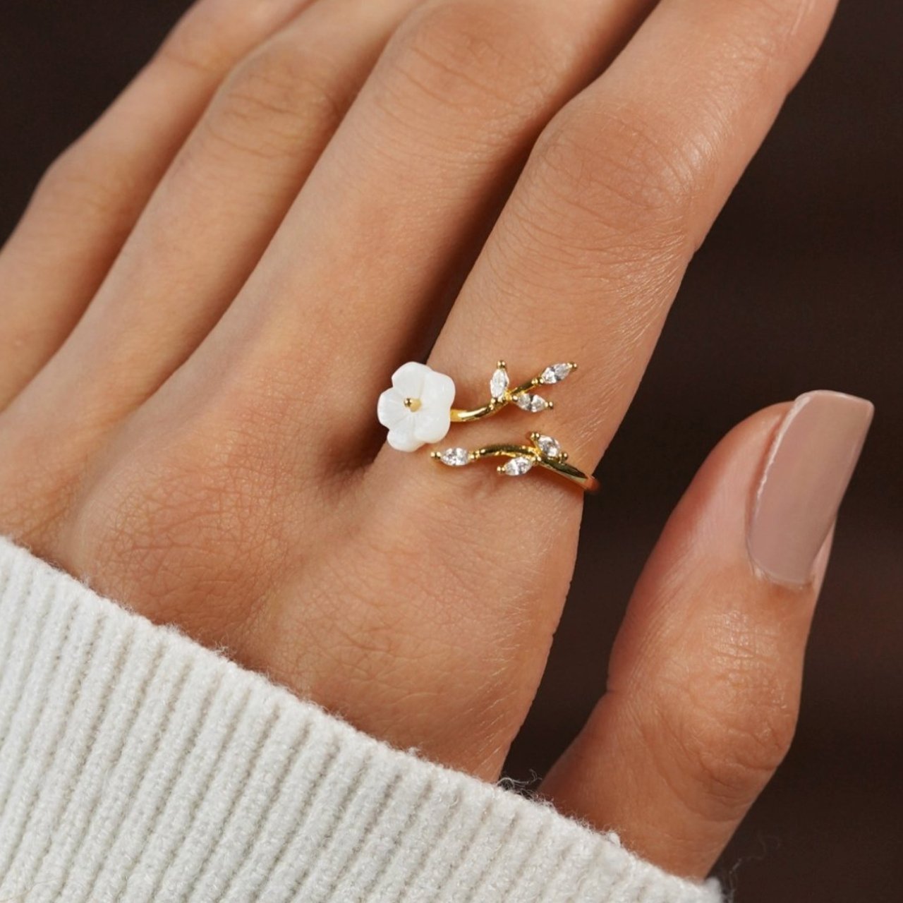 Anillo de Flor Silvestre - Anillo de Pétalo de Cristal de Concha