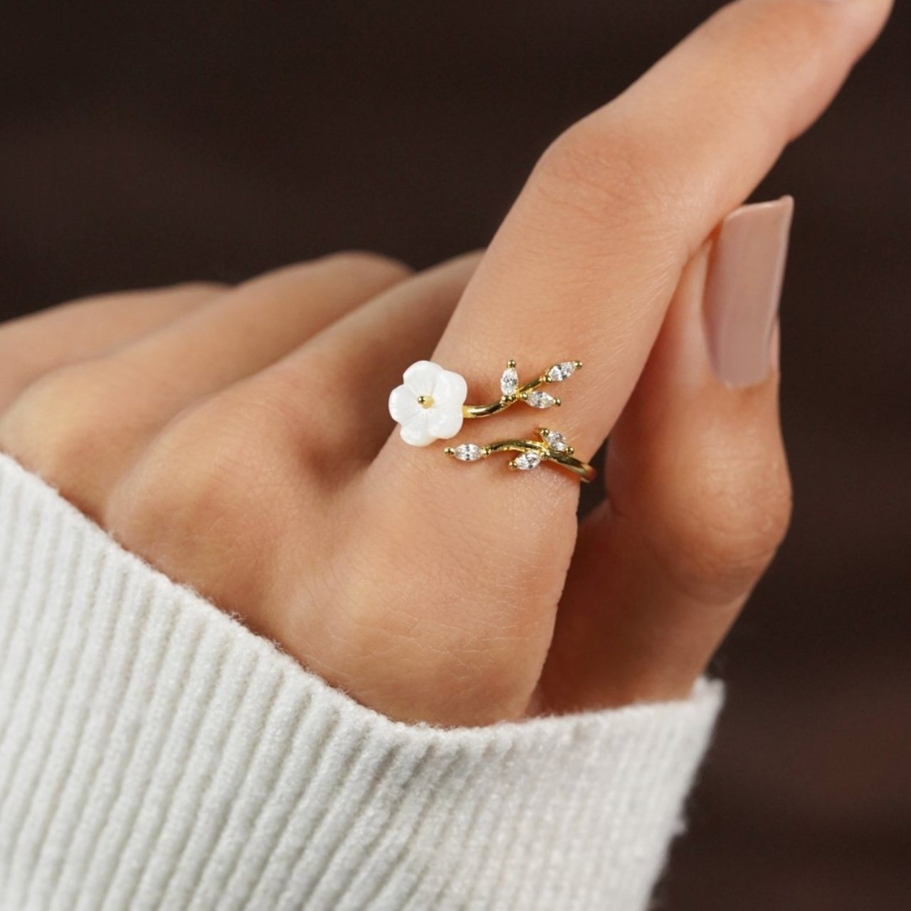 Anillo de Flor Silvestre - Anillo de Pétalo de Cristal de Concha