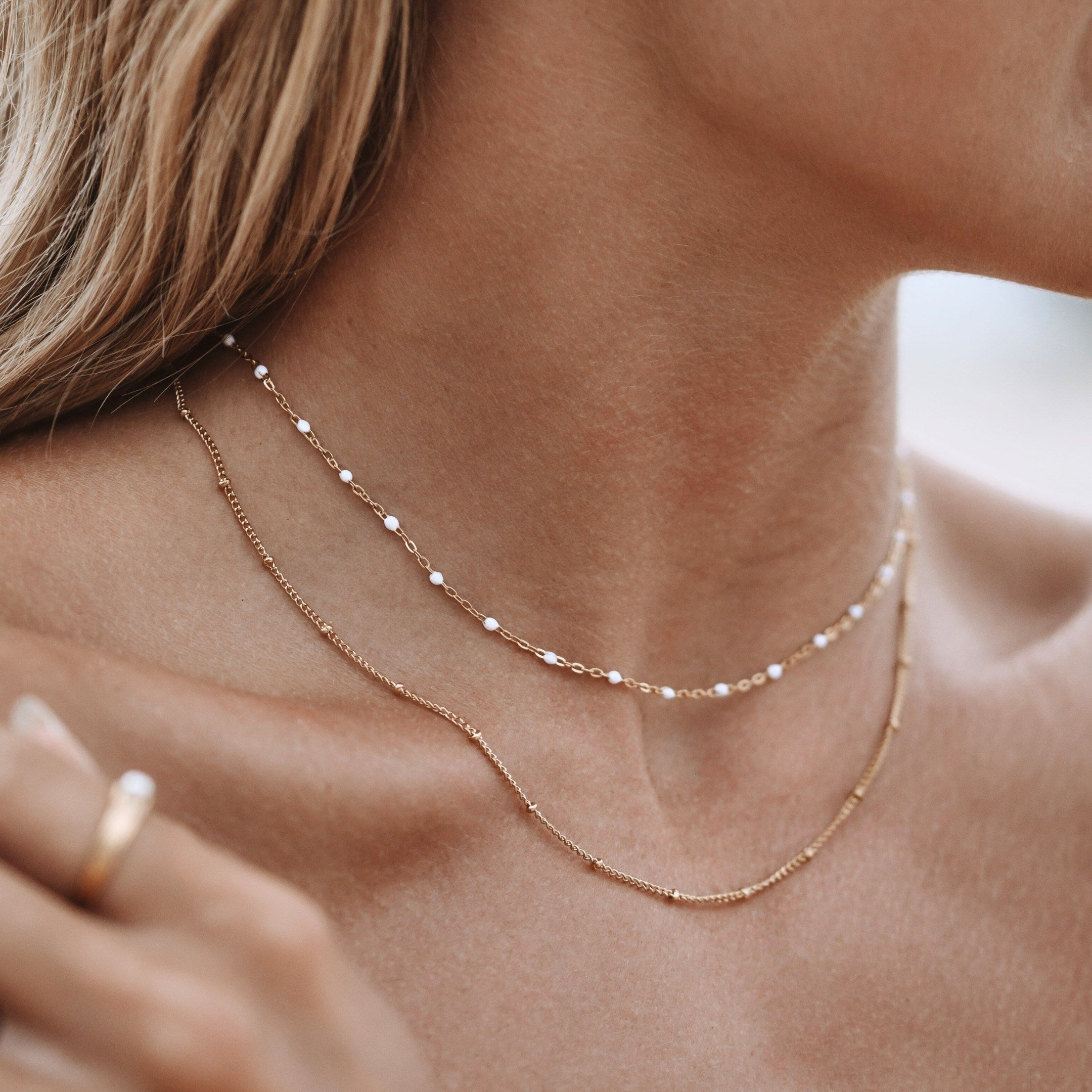 Aveline – Collar doble con perlas de oro y esmalte