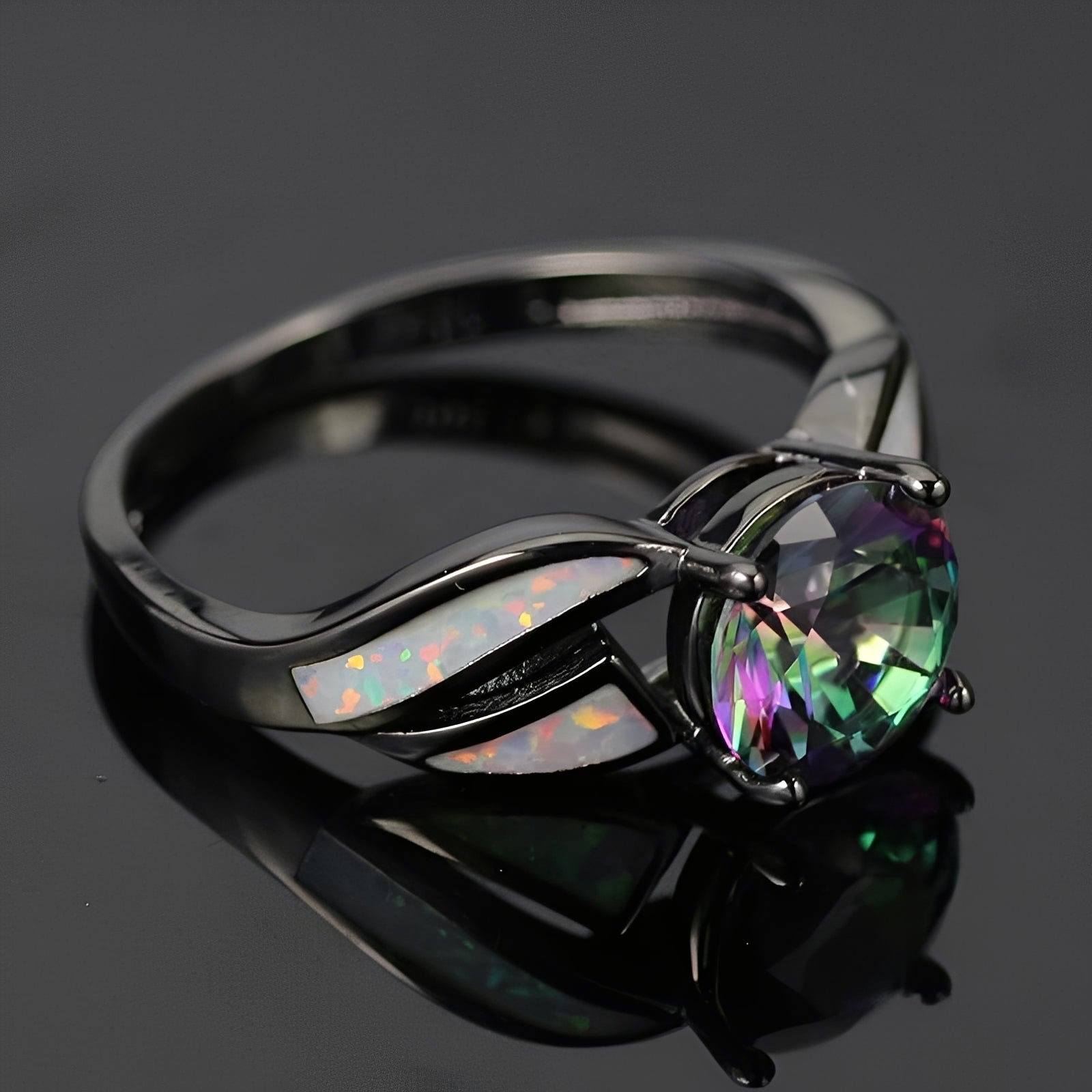Mirella – Anillo arcoíris en ópalo y topacio