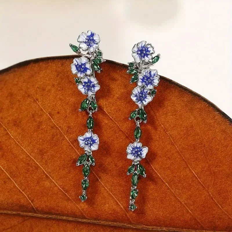 Yara – Pendientes colgantes de flores azules