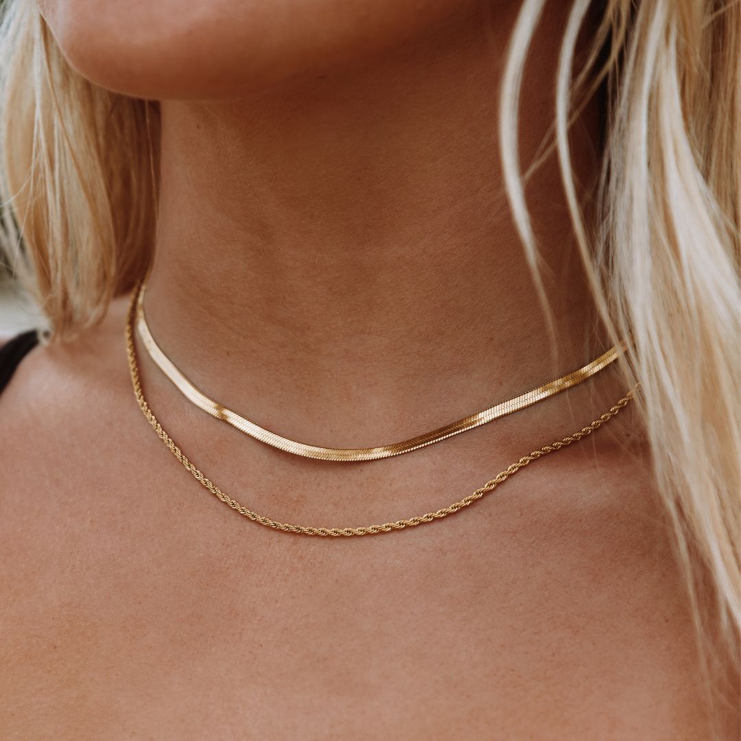 Ios – Collar de doble capa con recubrimiento de oro