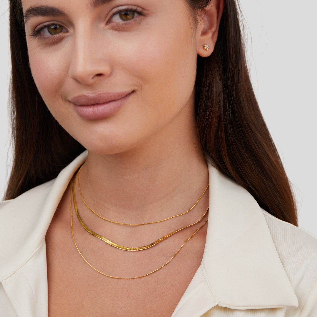 Alix – Collar dorado de múltiples hileras