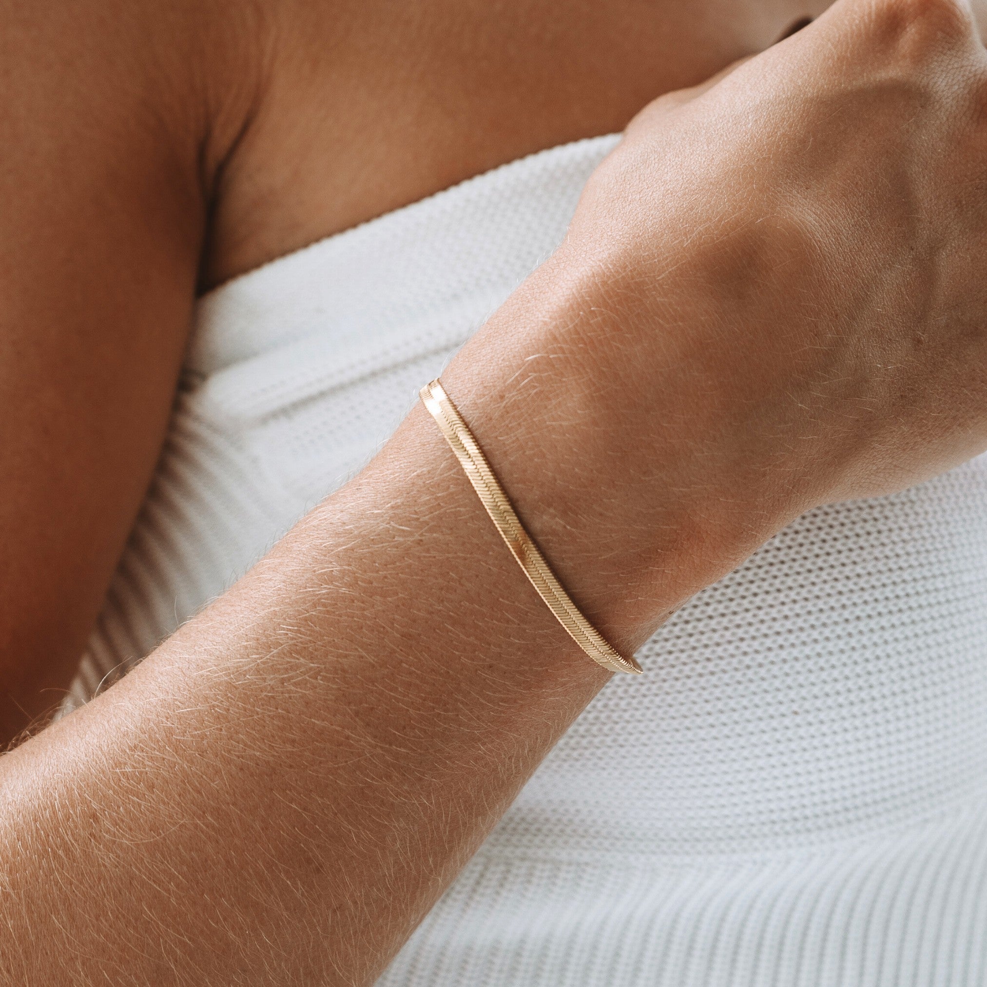 Kauai – Pulsera dorada impermeable de espiga
