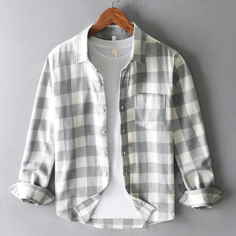 Camisa de hombre de cuadros con botones frontales y bolsillo en el pecho - corte regular