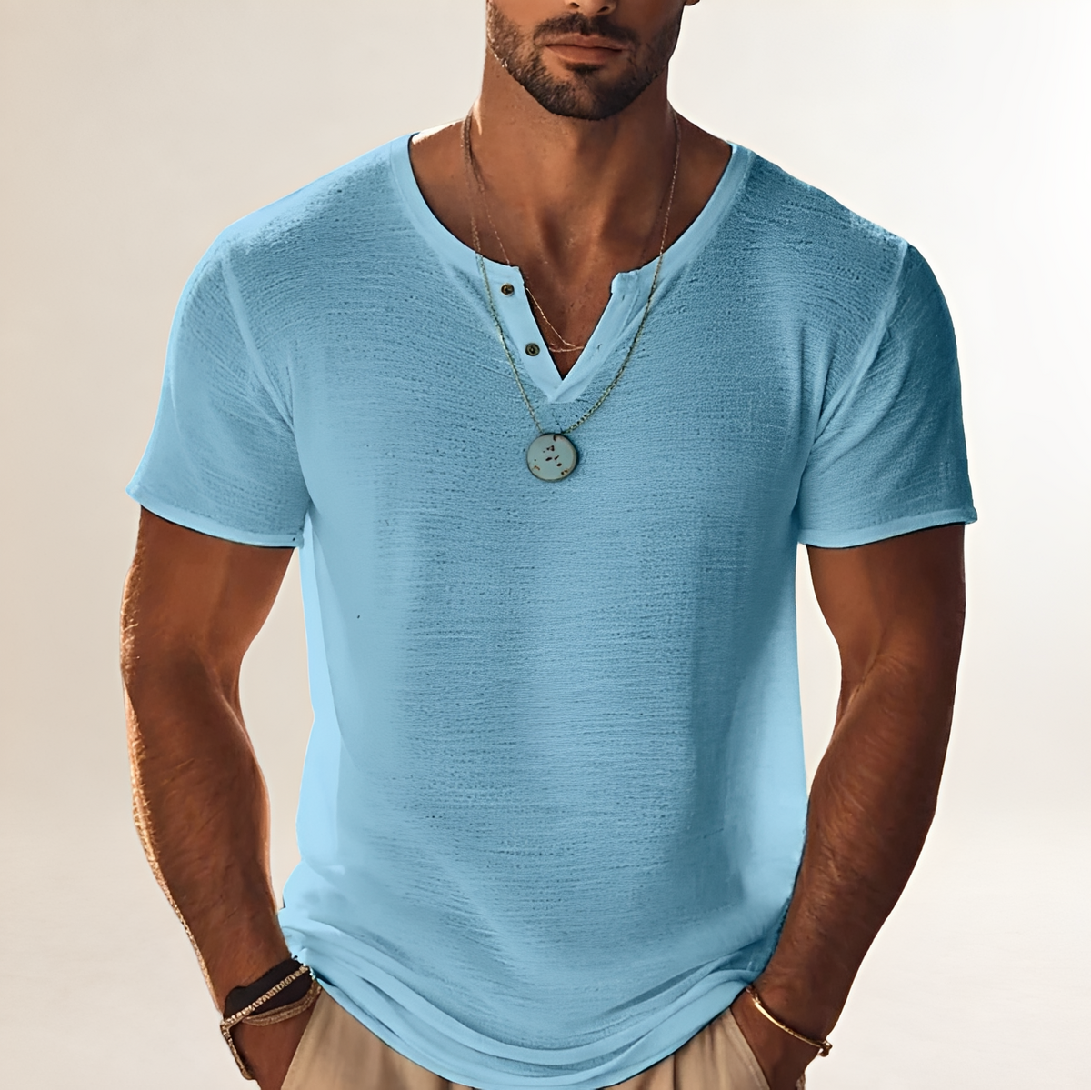 Camisa de hombre Henley de manga corta con escote en V y botones - acabado texturizado, corte relajado