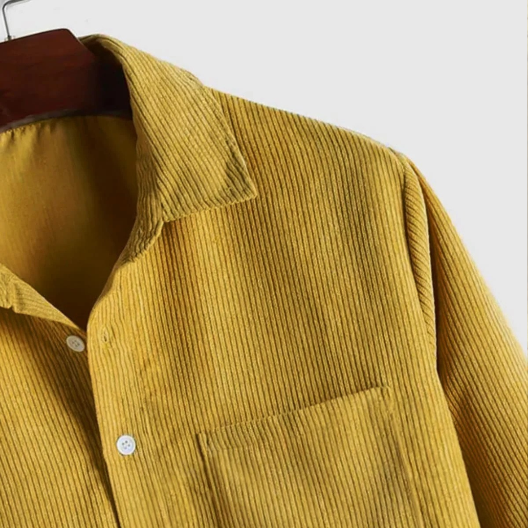 Camisa de manga larga para hombre con cuello puntiagudo y placket corto – sisa relajada, bolsillo en pechera