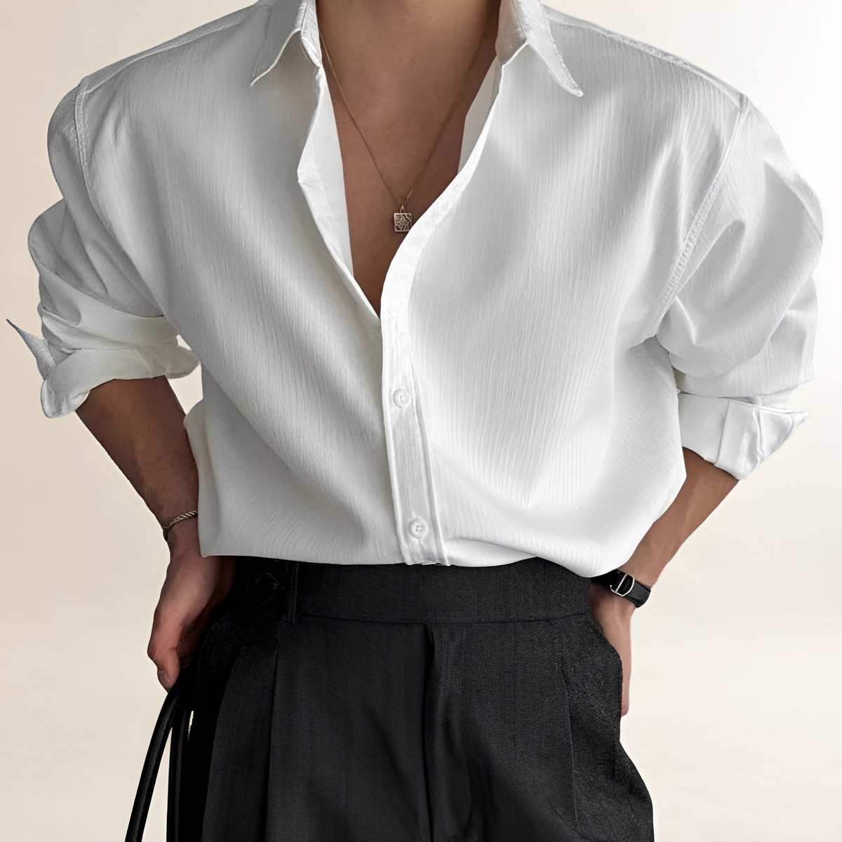 Camisa hombre manga larga con pliegues corte relajado