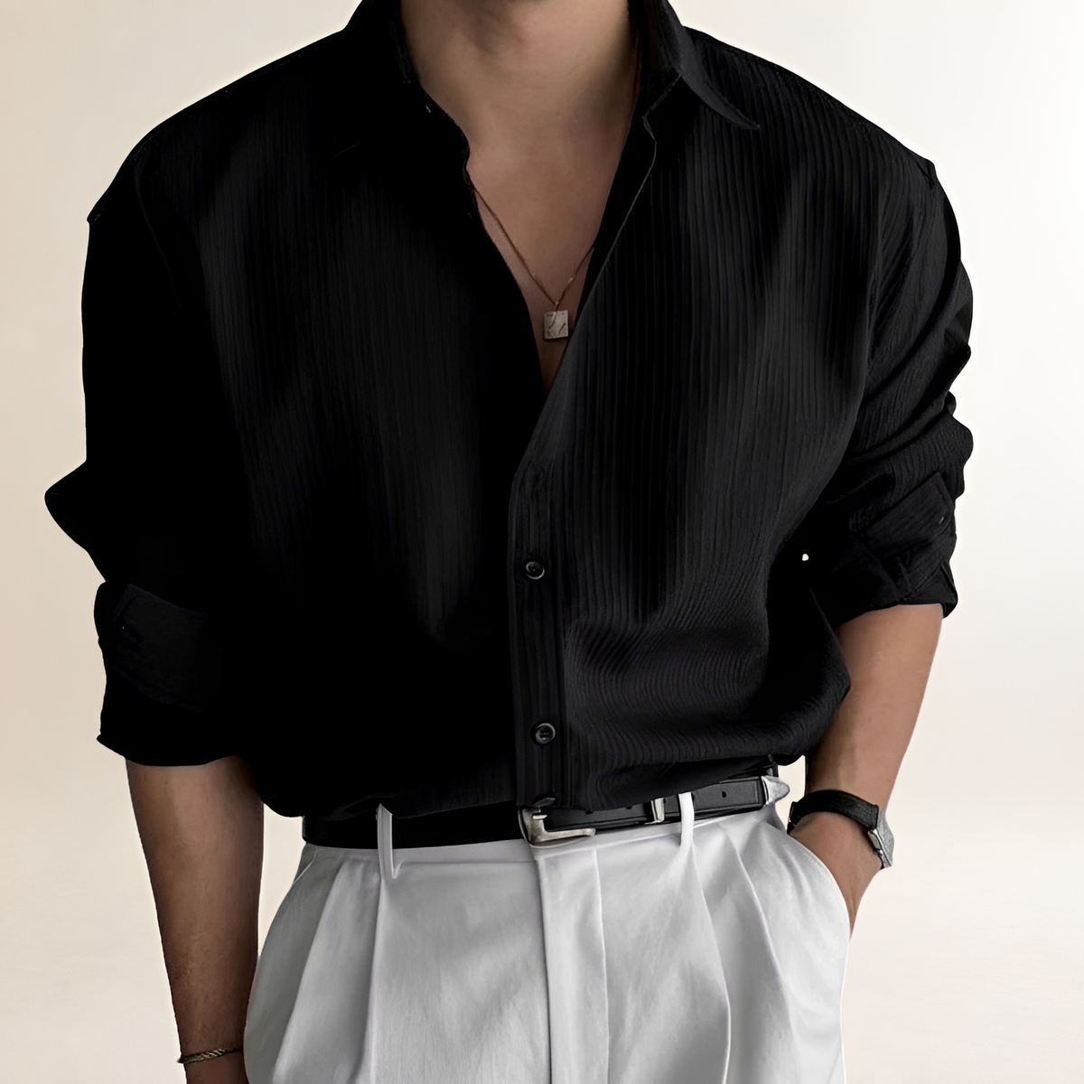 Camisa hombre manga larga con pliegues corte relajado