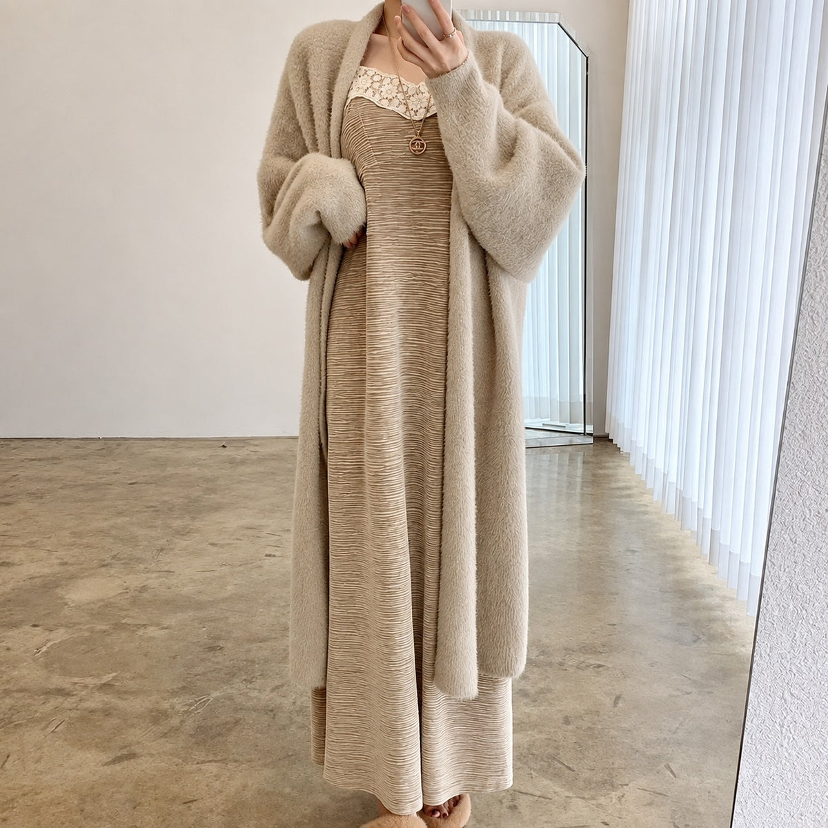 Cardigan largo para mujer con corte oversize y abertura frontal