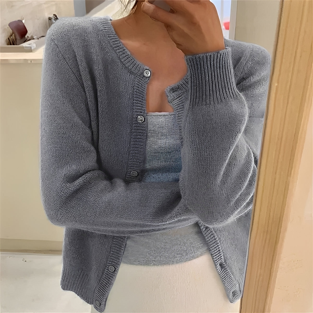 Cardigan mujer con botones, puños acanalados y corte regular