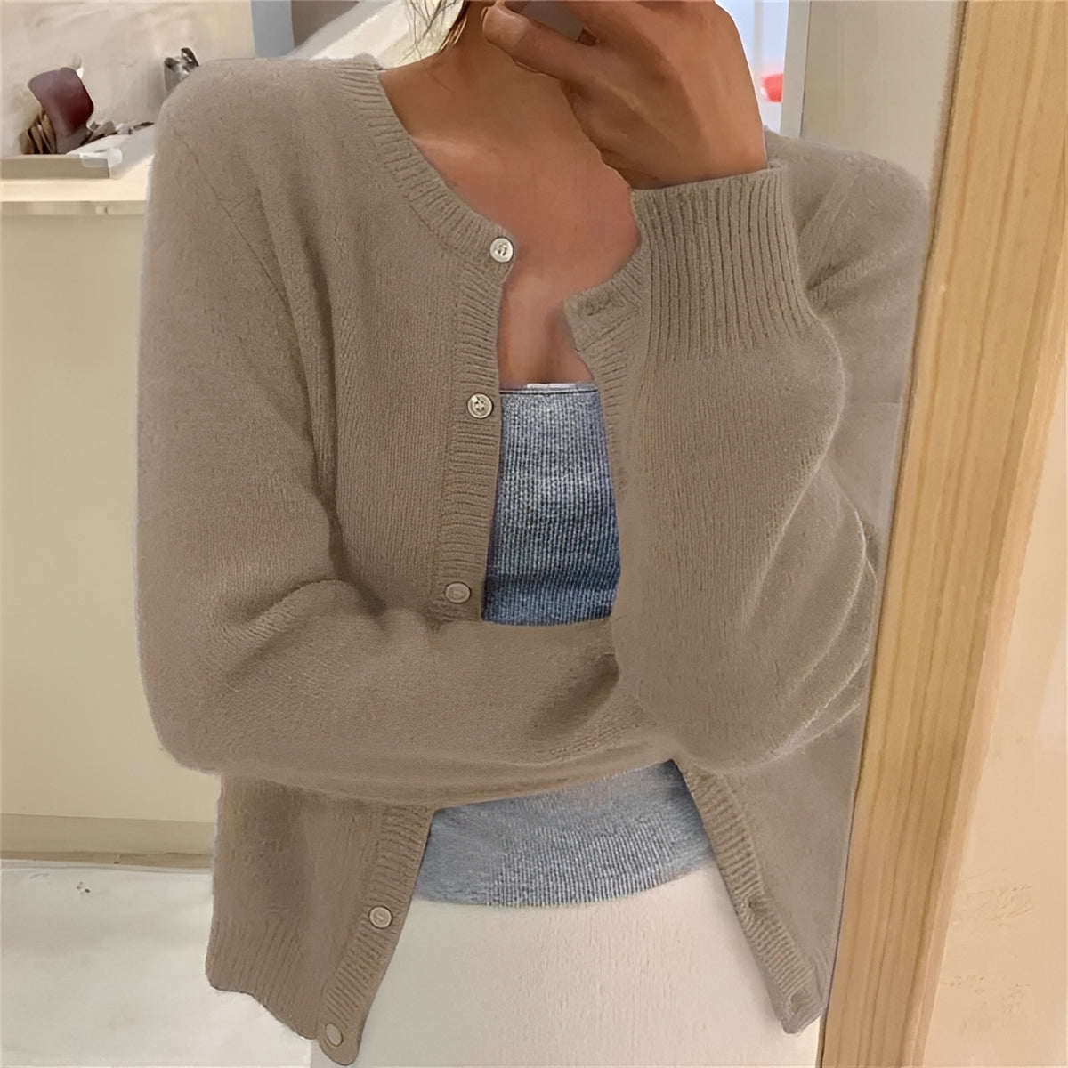 Cardigan mujer con botones, puños acanalados y corte regular