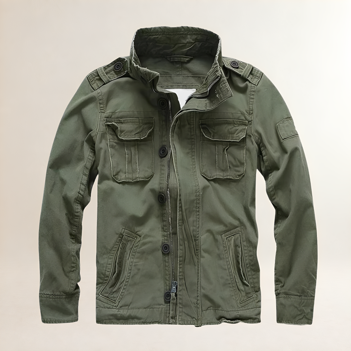 Chaqueta de hombre estilo militar con múltiples bolsillos y cierre de botones