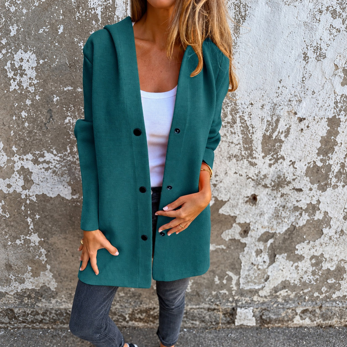 Chaqueta larga con capucha para mujer cierre de botones corte relajado diseño versátil
