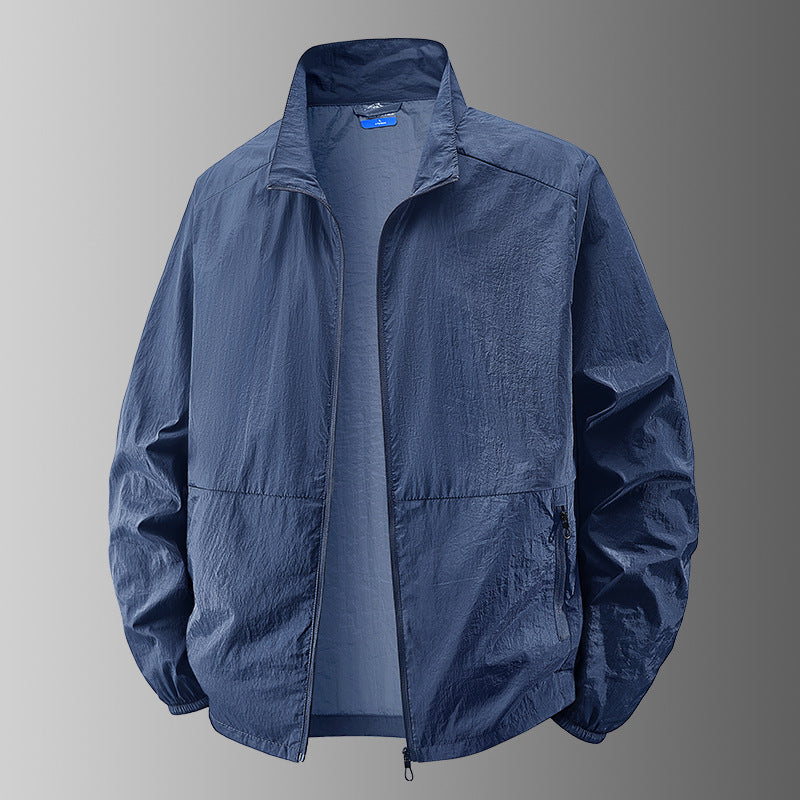 Chaqueta ligera para hombre con cremallera completa y cuello alto - cintura recta
