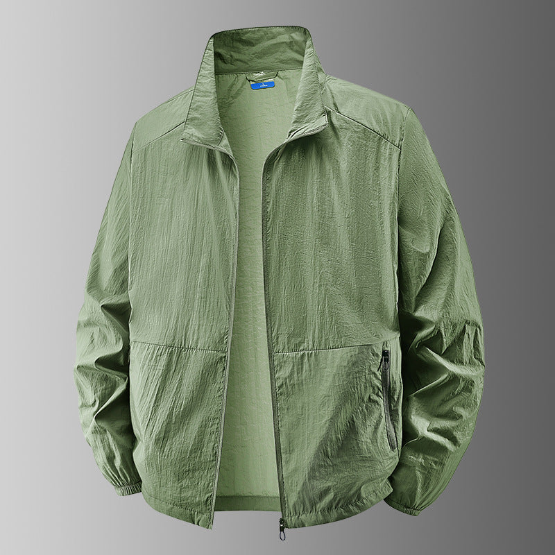 Chaqueta ligera para hombre con cremallera completa y cuello alto - cintura recta