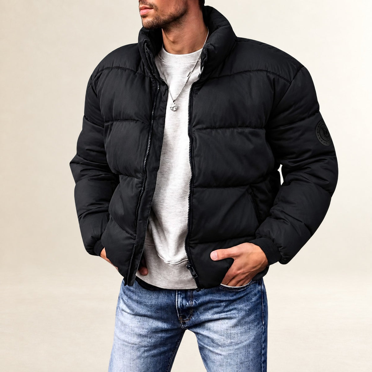Chubasquero acolchado para hombre con diseño moderno, cuello alto y ajuste cómodo