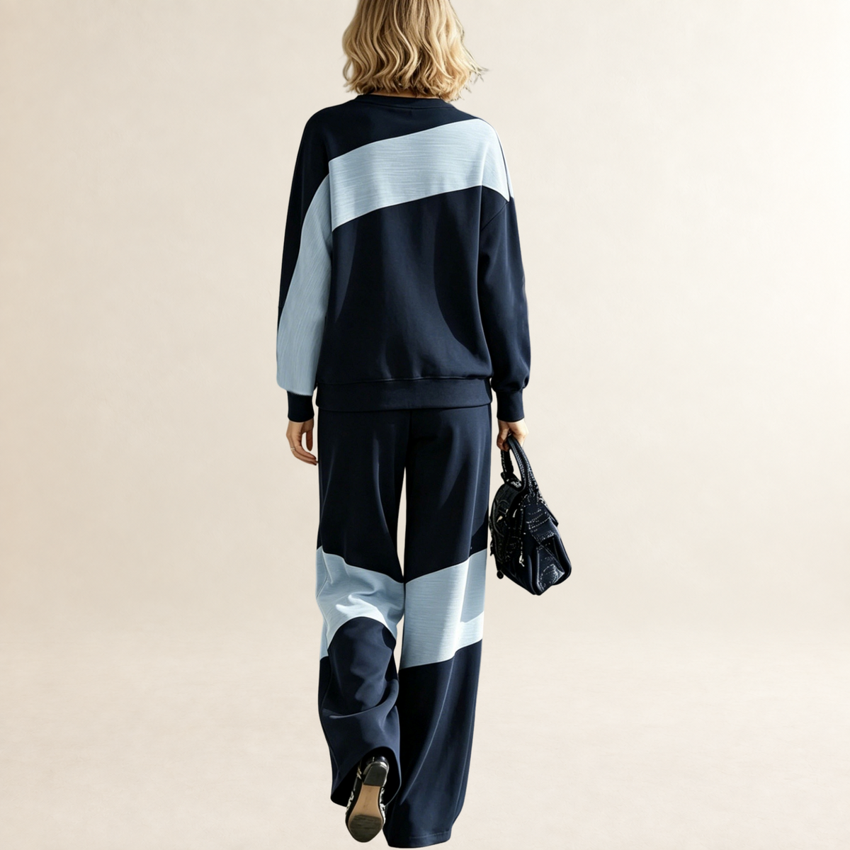 Conjunto de sudadera y pantalones deportivos para mujer con diseño patchwork y corte relajado
