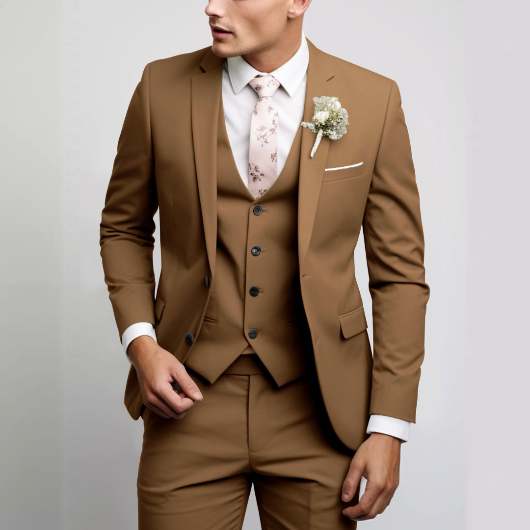 Conjunto de traje para hombre con chaqueta entallada, chaleco frontal y pantalones rectos, planchado sin arrugas