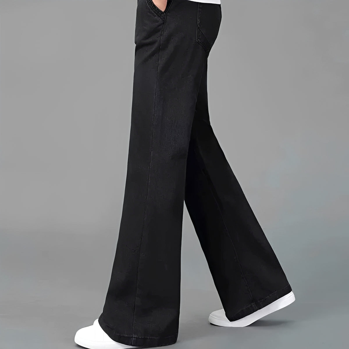 Jeans de corte bootcut para hombre con pernera acampanada y múltiples bolsillos - corte relajado