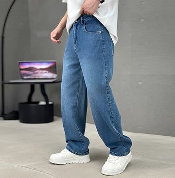 Jeans rectos para hombre ajuste relajado con cierre de botón y cinco bolsillos