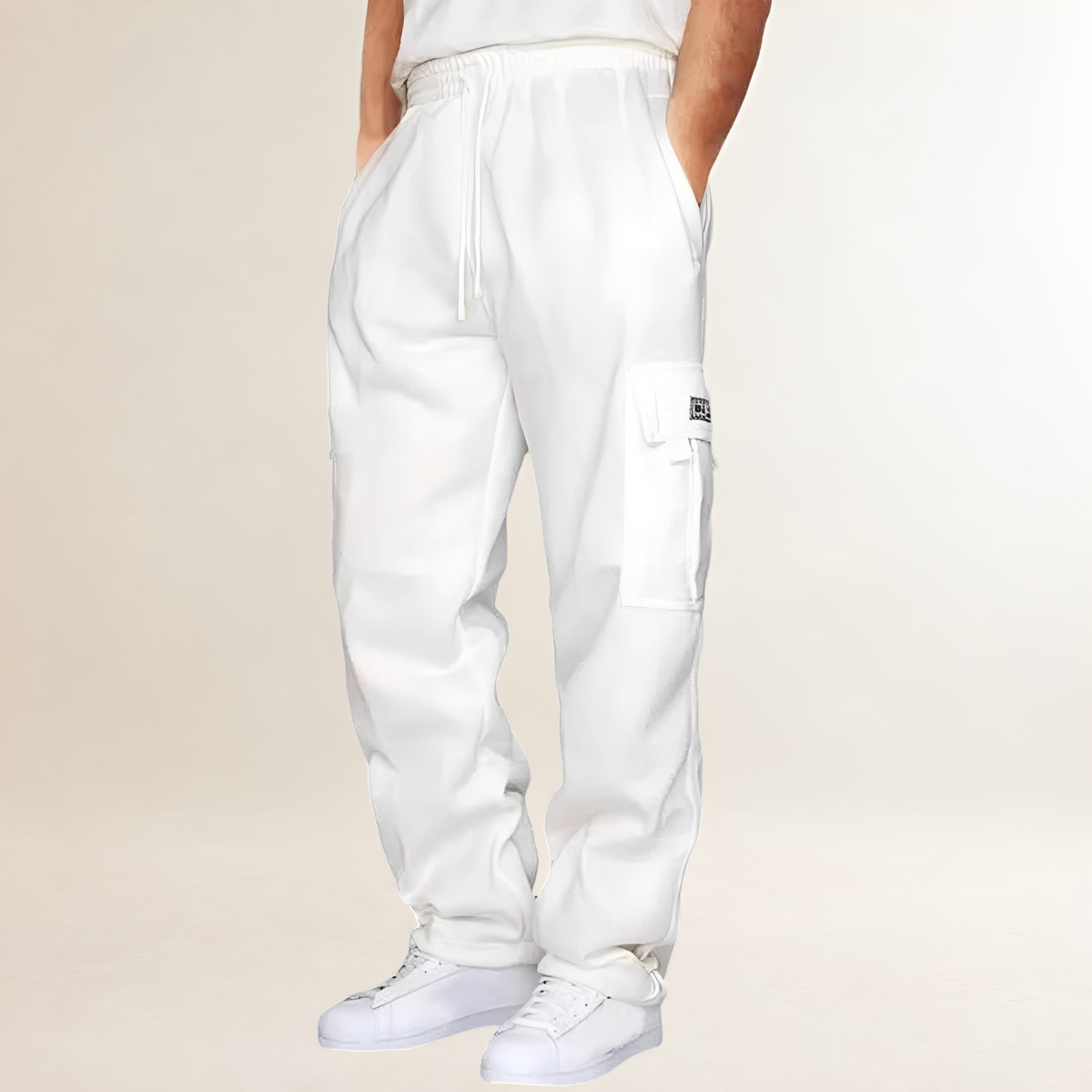 Joggers hombre cargo con cintura elástica y bolsillos con solapa