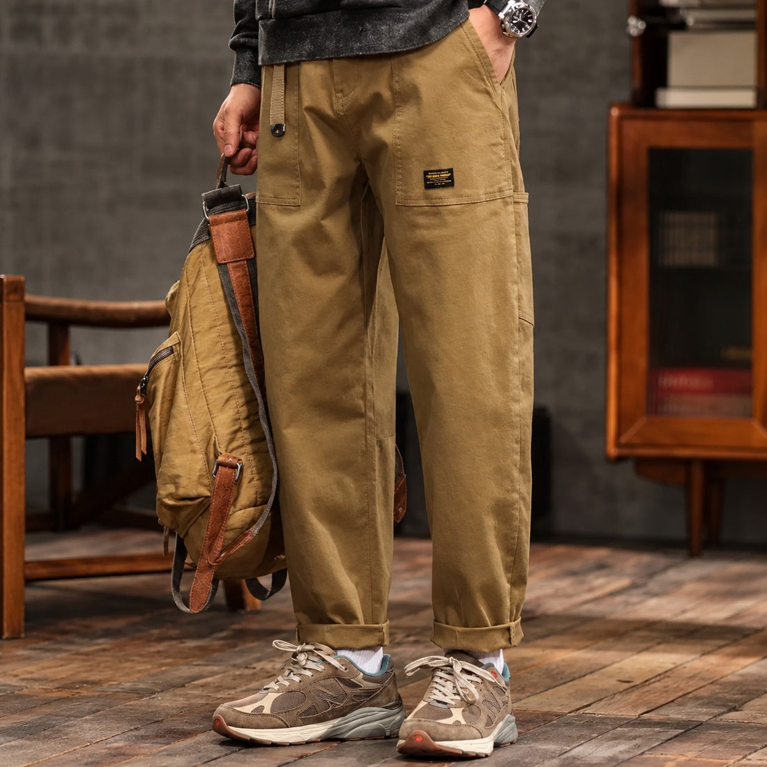Pantalones cargo para hombre con bolsillos laterales de corte recto y ajuste relajado