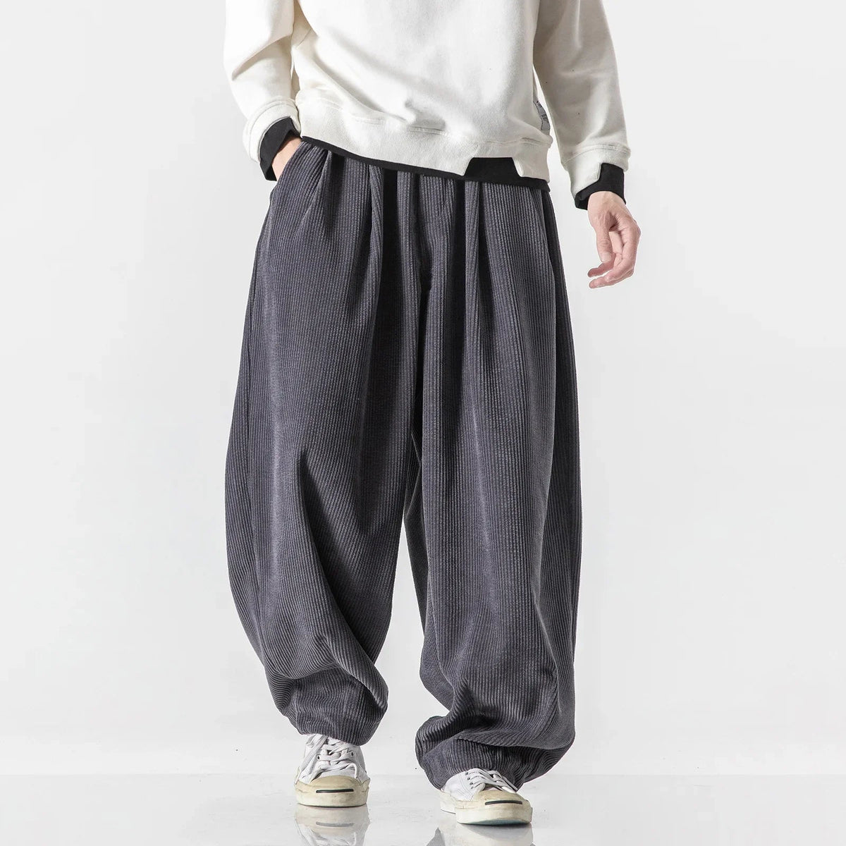 Pantalones jogger hombre de corte relajado con cinturilla de cordón y bolsillos