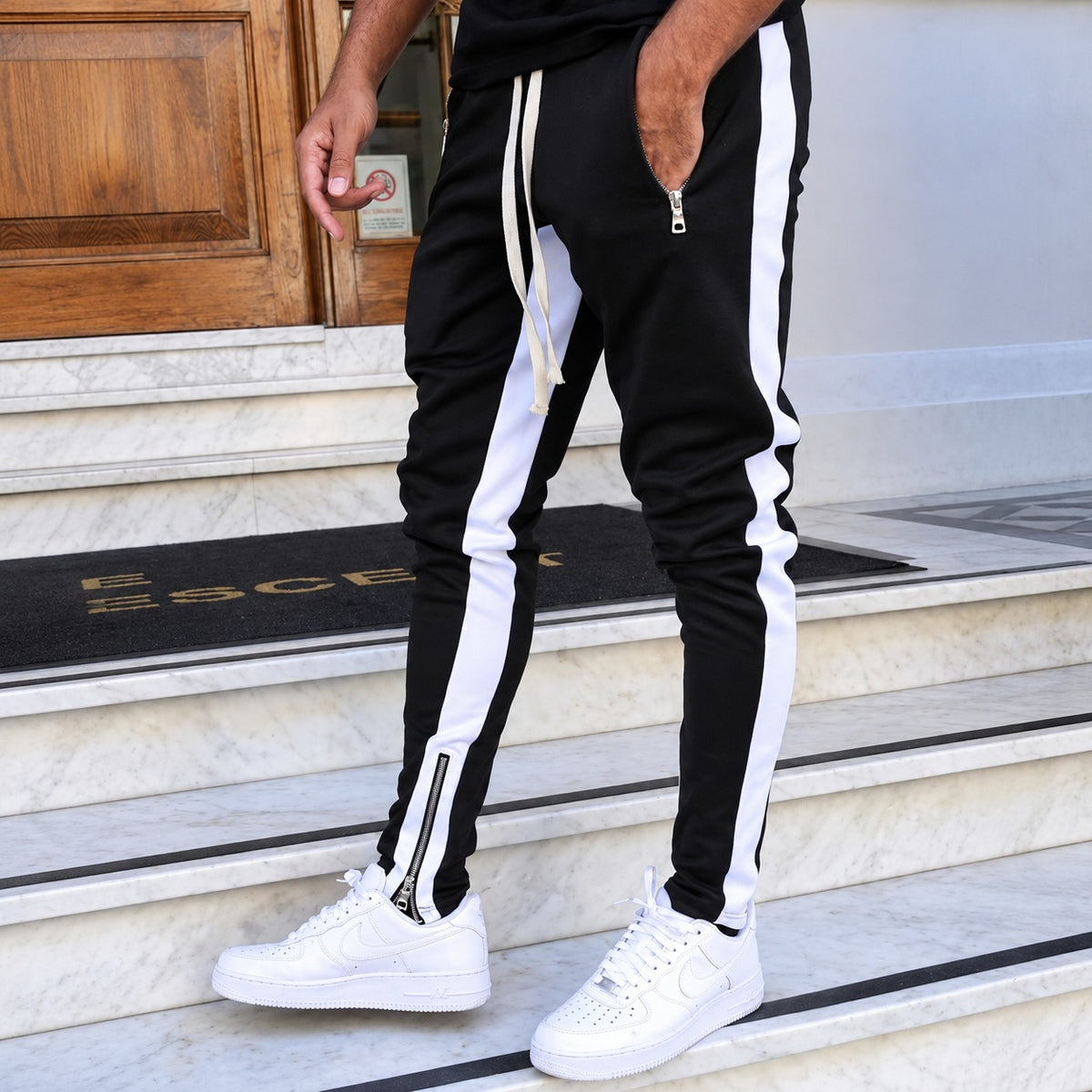 Pantalones jogger para hombre con rayas laterales de contraste y bolsillos con cremallera