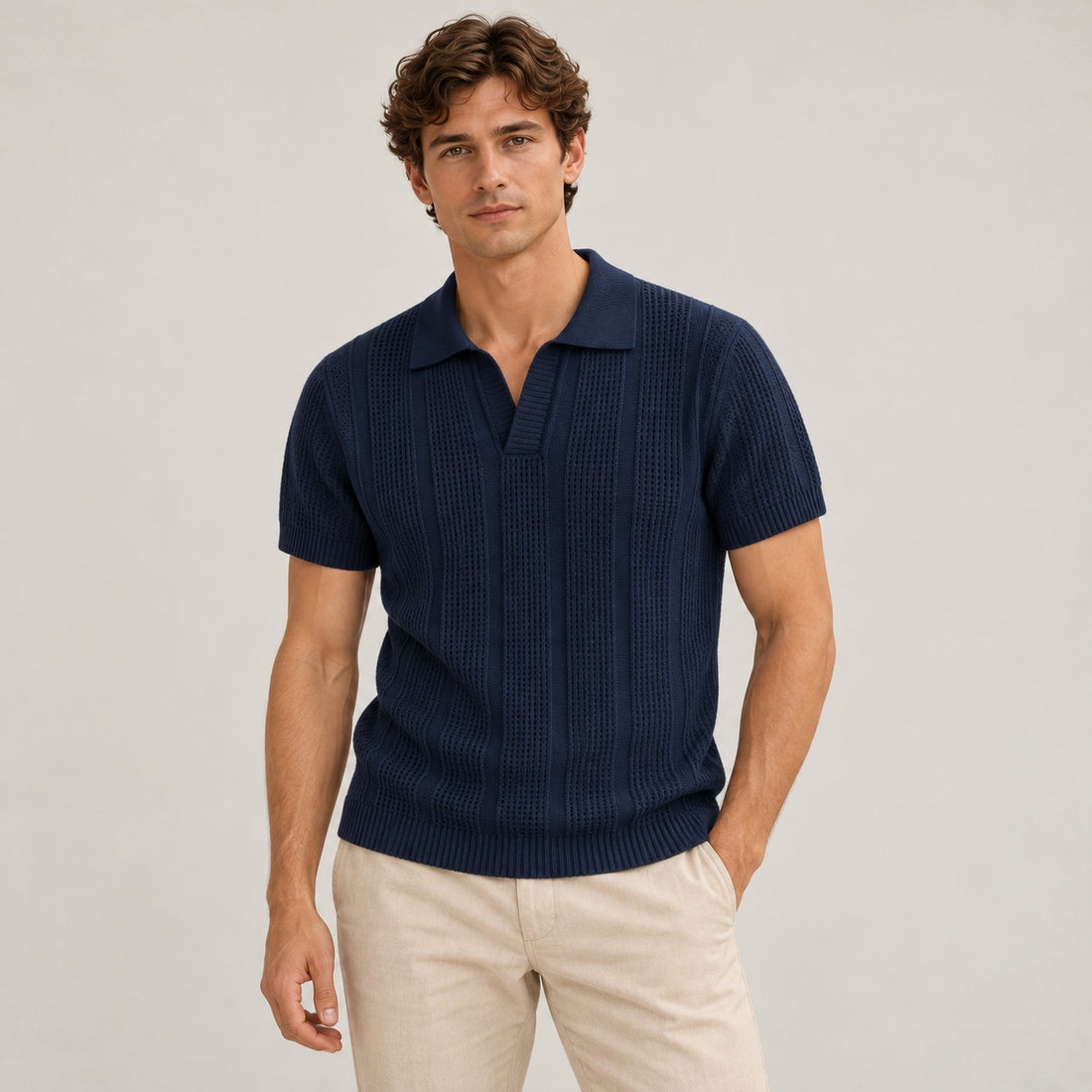Polo para hombre de manga corta con diseño texturizado cuello clásico