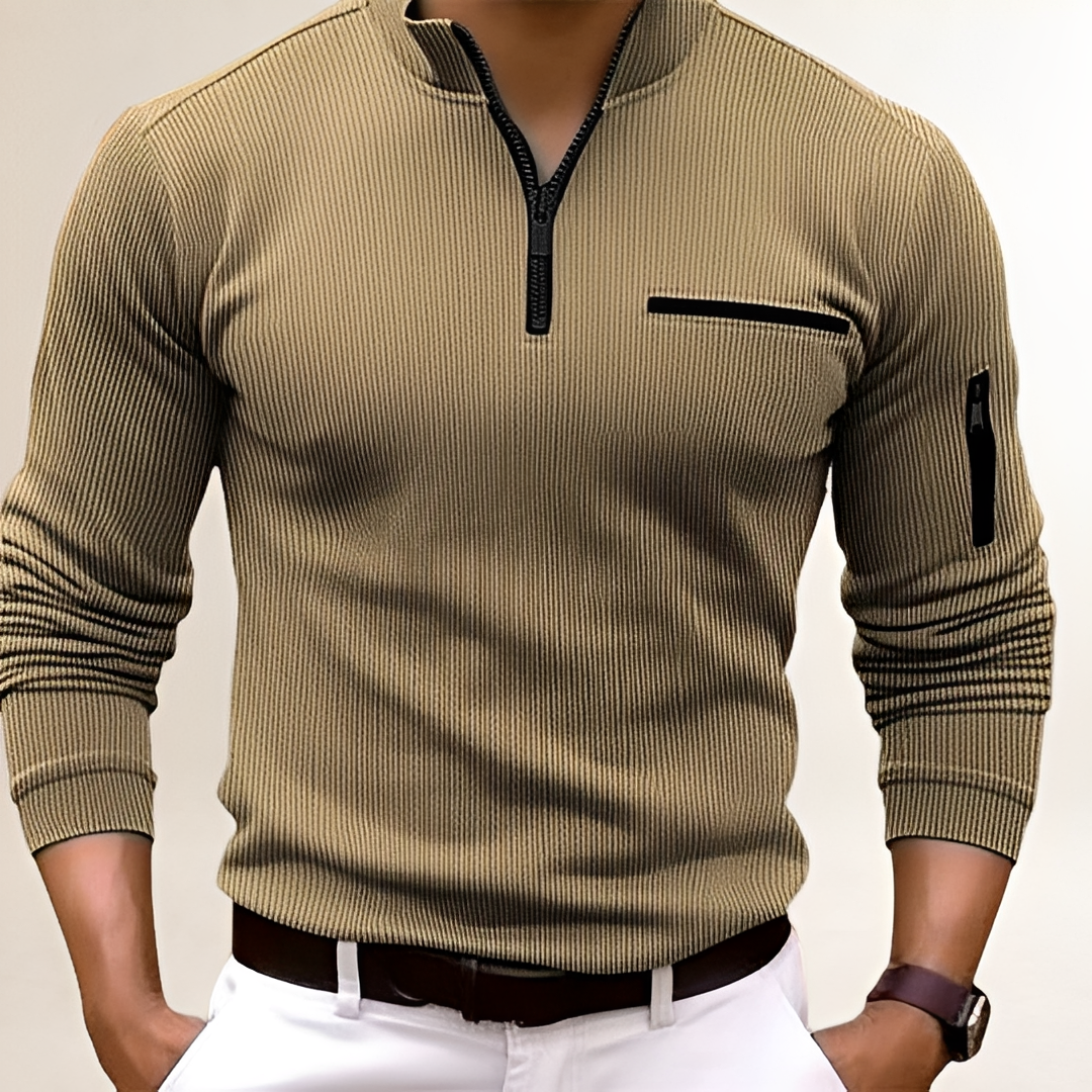 Suéter de hombre con cuello con cremallera y bolsillo en el pecho - diseño acanalado ajustado