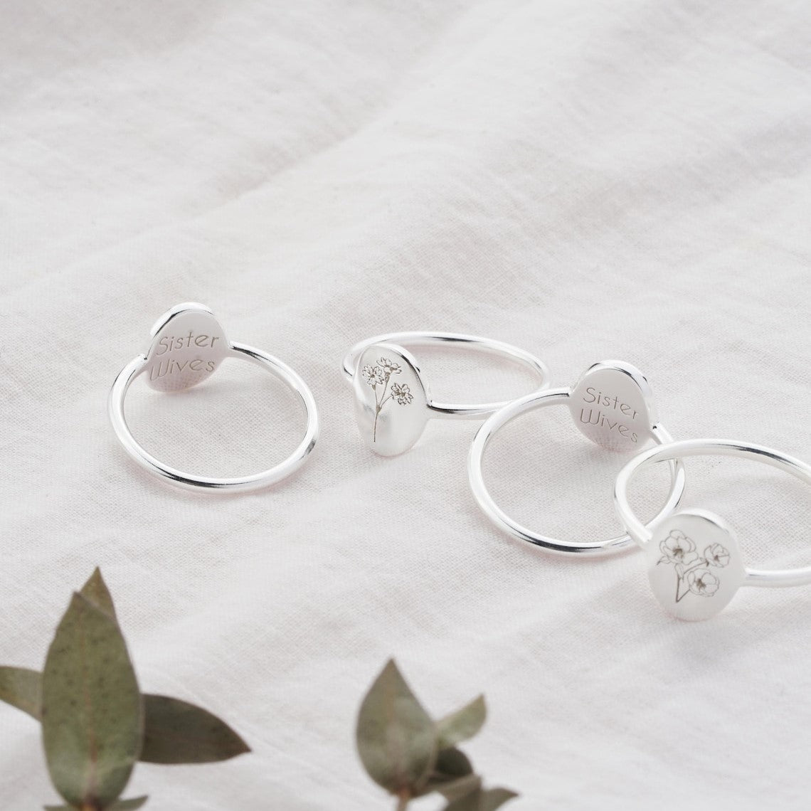 Anillo flor de nacimiento - Anillo delicado personalizado