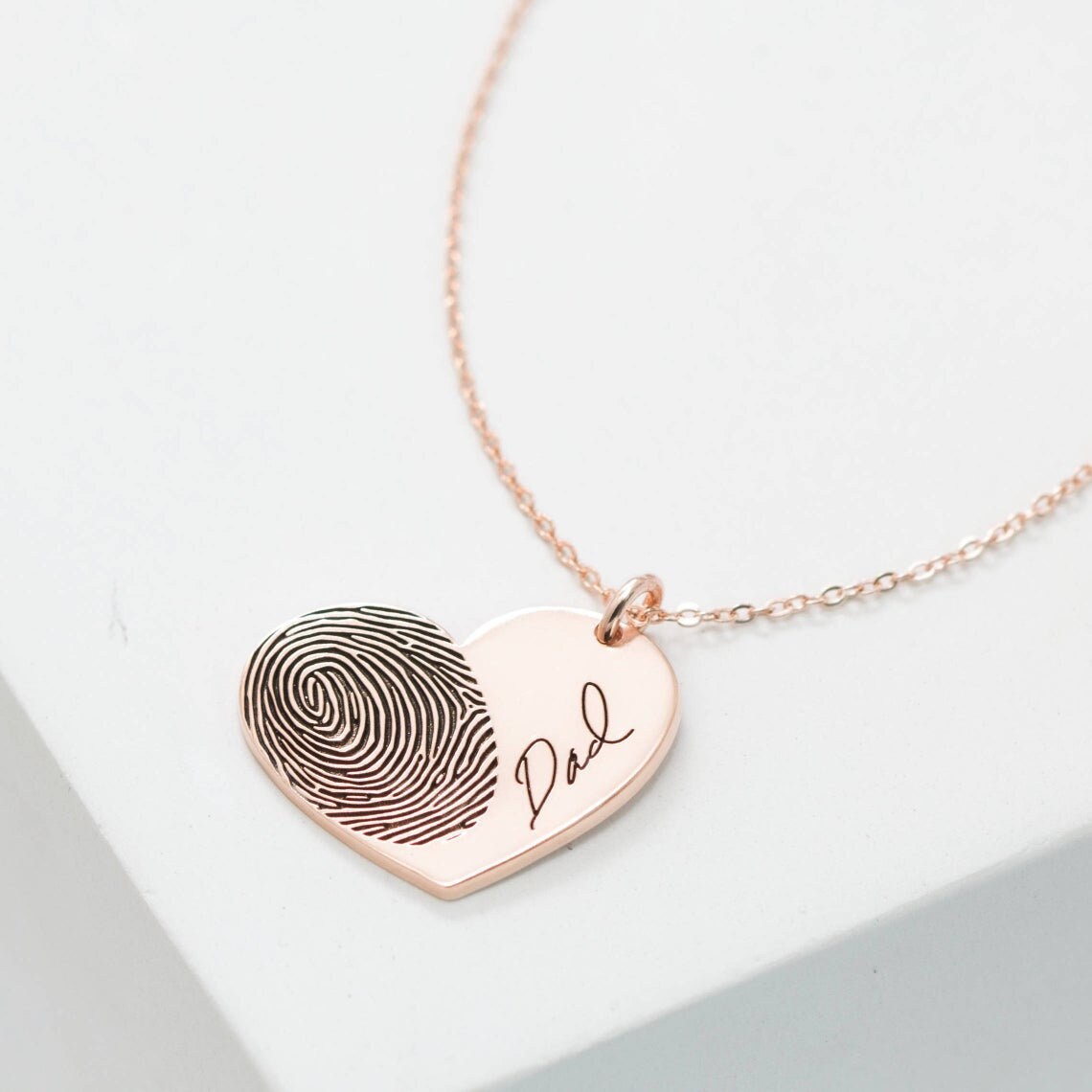 Huella dactilar en forma de corazón - Collar con nombre personalizado