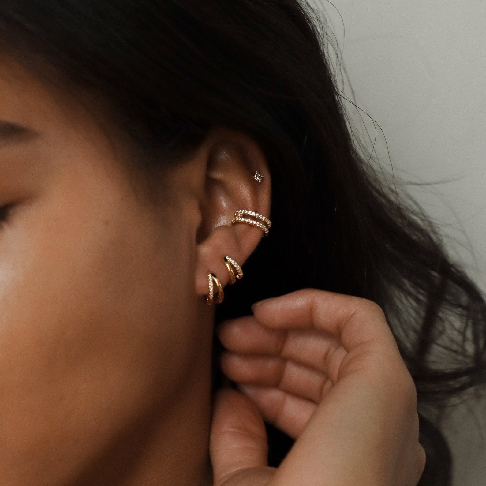Duo Huggies - pendientes de dúo de circonitas